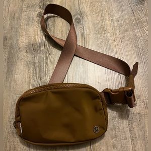 Lululemon Everywhere Belt Bag